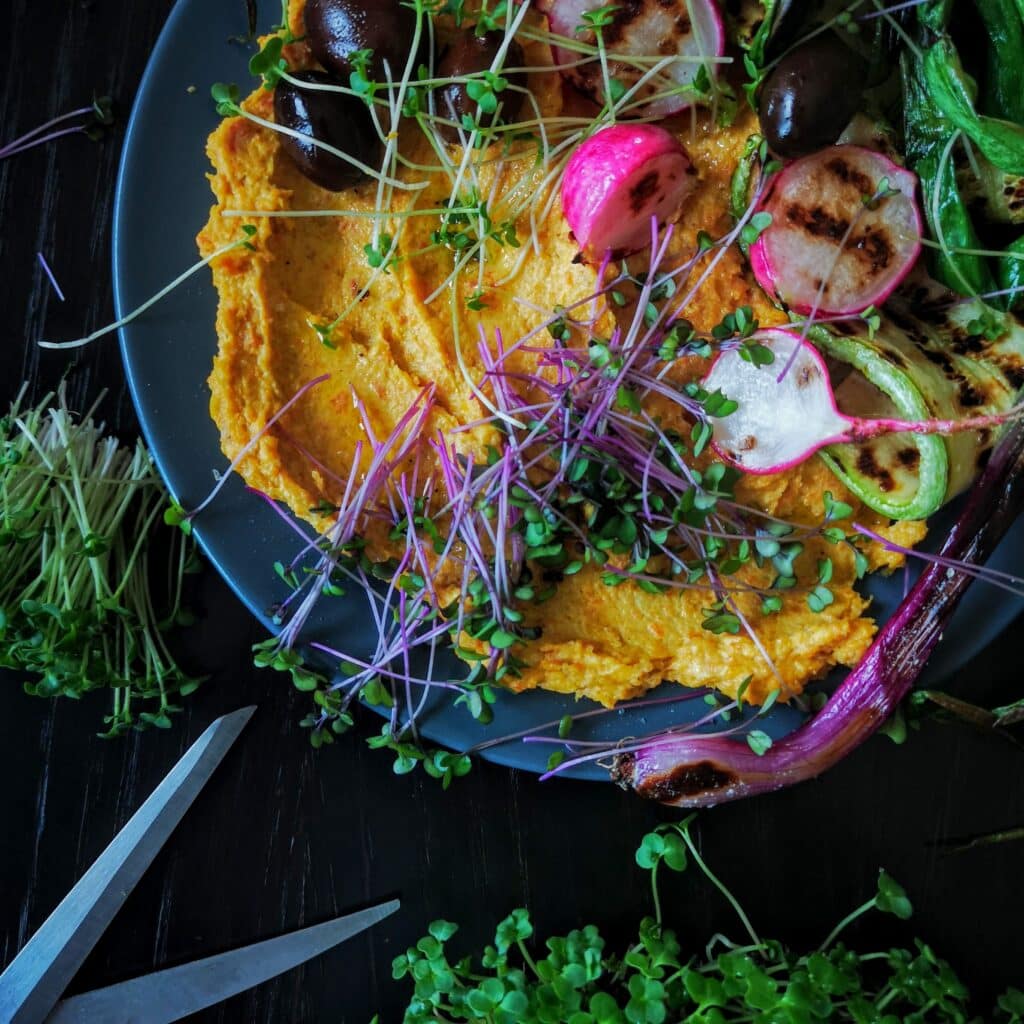 хумус нисковъглехидратен с моркови