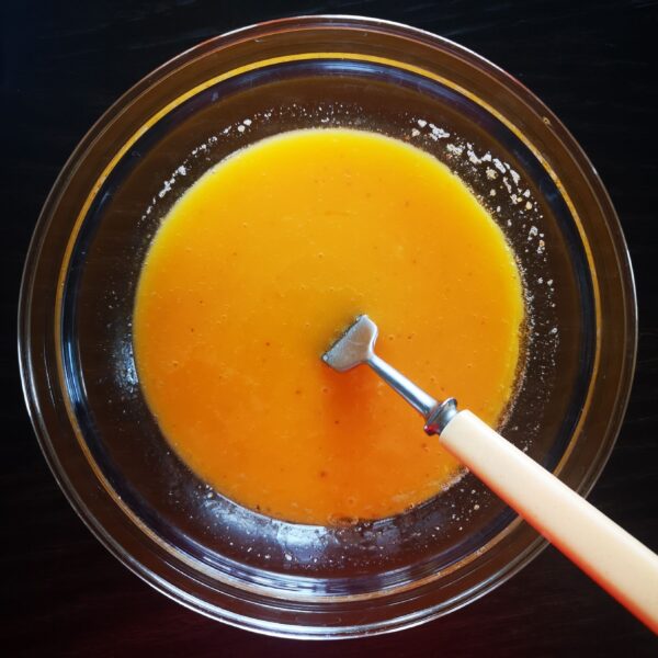 Облачен десерт / жълтъци с кафяво масло