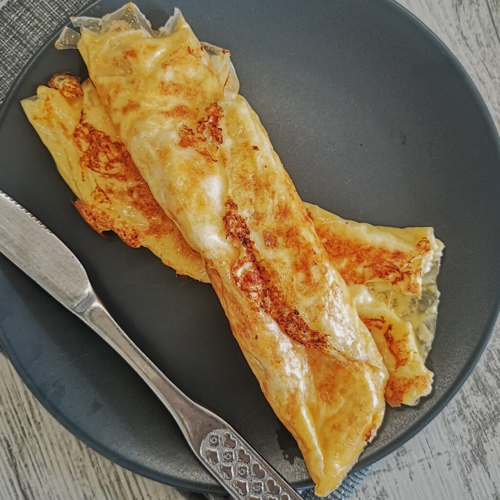 Банички без глутен с яйце и сирене